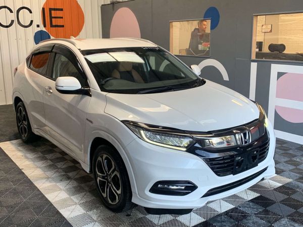 Honda Vezel SUV, Petrol Hybrid, 2020, White