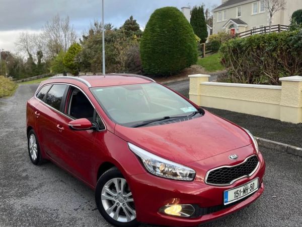 Kia Ceed Estate/Jeep, Diesel, 2015, Red