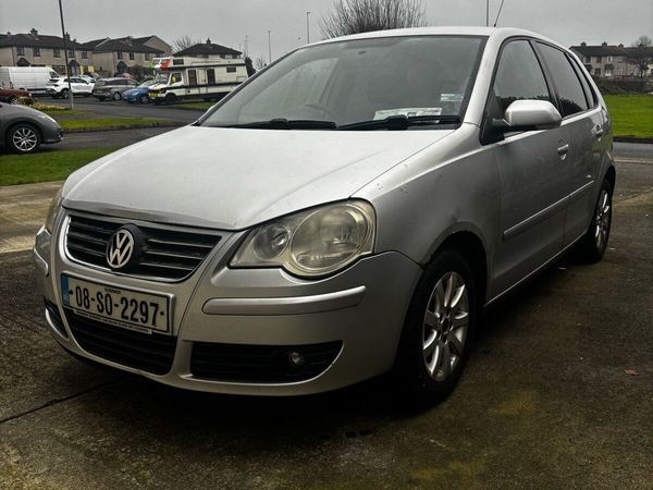 Volkswagen Polo Hatchback, Petrol, 2008, Silver