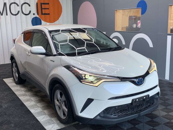 Toyota C-HR SUV, Petrol Hybrid, 2019, White