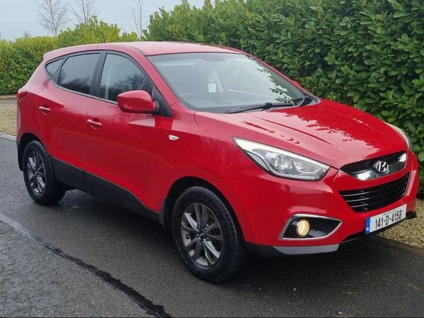 Hyundai ix35 SUV, Diesel, 2014, Red