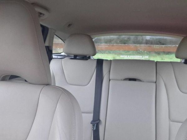 Volvo V60 Estate, Diesel, 2015, Black