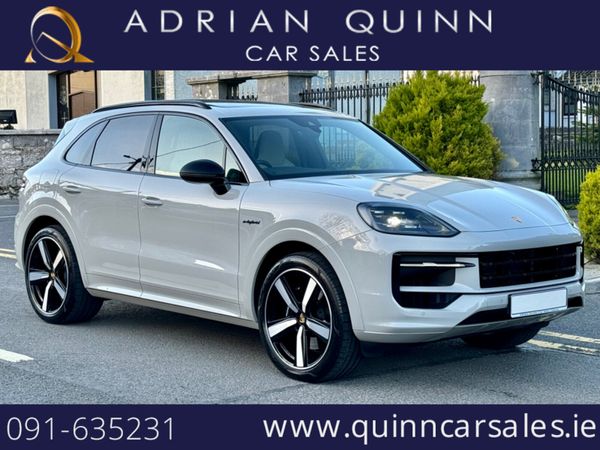 Porsche Cayenne SUV, Petrol Plug-in Hybrid, 2024, Grey