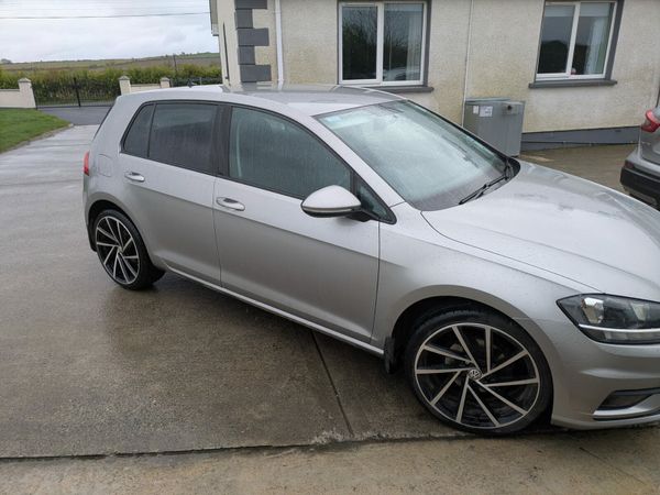 Volkswagen Golf Estate, Diesel, 2018, Grey