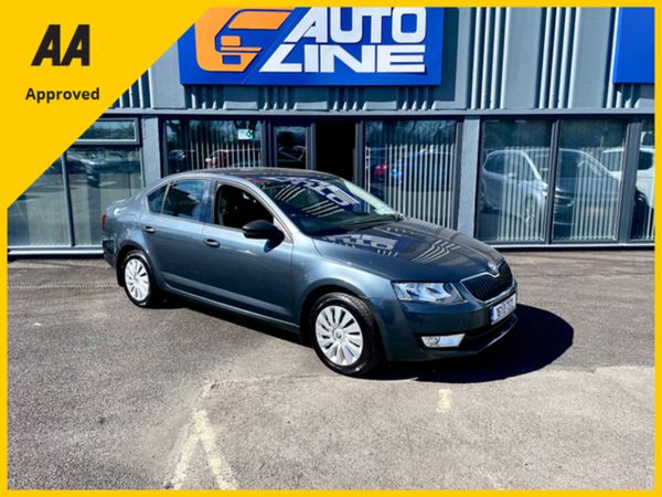 Skoda Octavia Hatchback, Petrol, 2016, Grey
