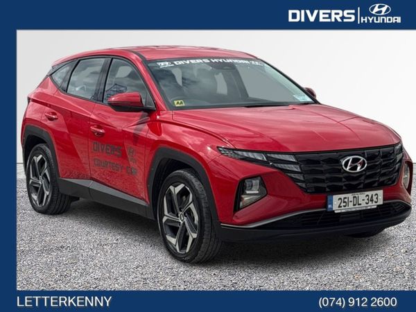 Hyundai Tucson MPV, Petrol Hybrid, 2025, Red