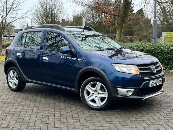 Dacia Sandero Stepway Hatchback, Petrol, 2016, Blue