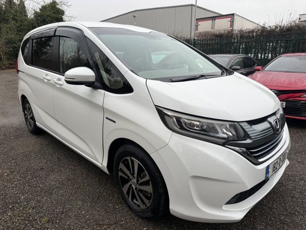 Honda Freed MPV, Petrol Hybrid, 2018, White
