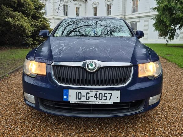 Skoda Superb Saloon, Diesel, 2010, Blue