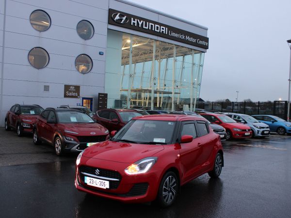 Suzuki Swift Hatchback, Petrol, 2023, Red