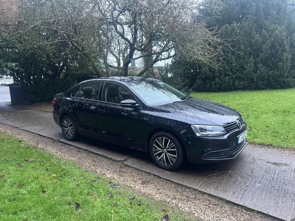 Volkswagen Jetta Saloon, Diesel, 2012, Black