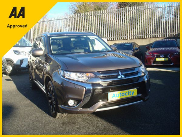 Mitsubishi Outlander Estate, Petrol Plug-in Hybrid, 2016, Brown