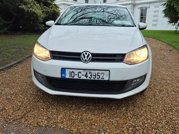 Volkswagen Polo Hatchback, Petrol, 2010, White
