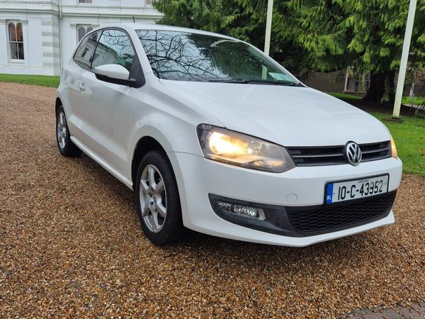 Volkswagen Polo Hatchback, Petrol, 2010, White
