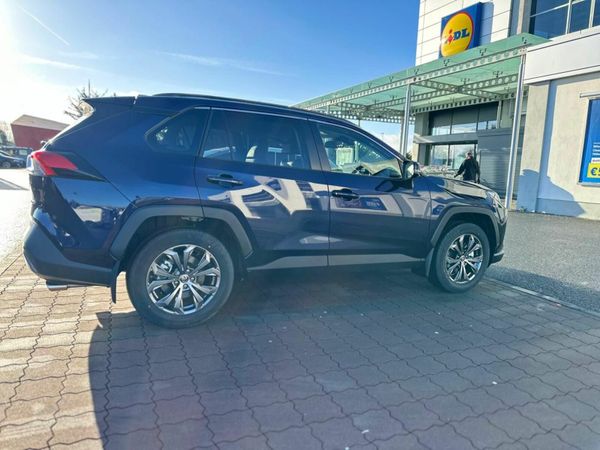 Toyota RAV4 SUV, Petrol Hybrid, 2024, Blue
