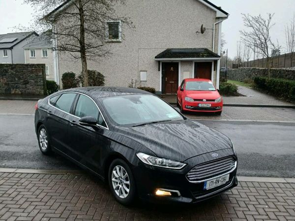 Ford Mondeo Hatchback, Diesel, 2017, Black