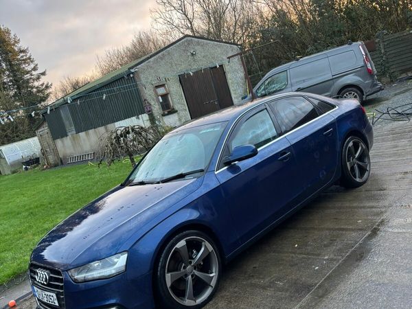 Audi A4 Saloon, Diesel, 2012, Blue