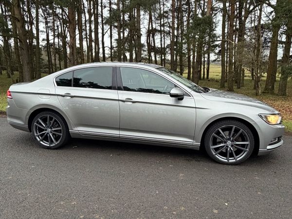 Volkswagen Passat Saloon, Diesel, 2016, Silver