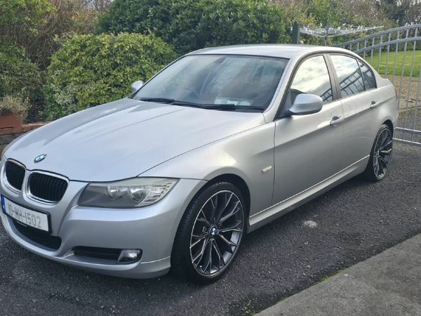 BMW 3-Series Saloon, Diesel, 2010, Silver