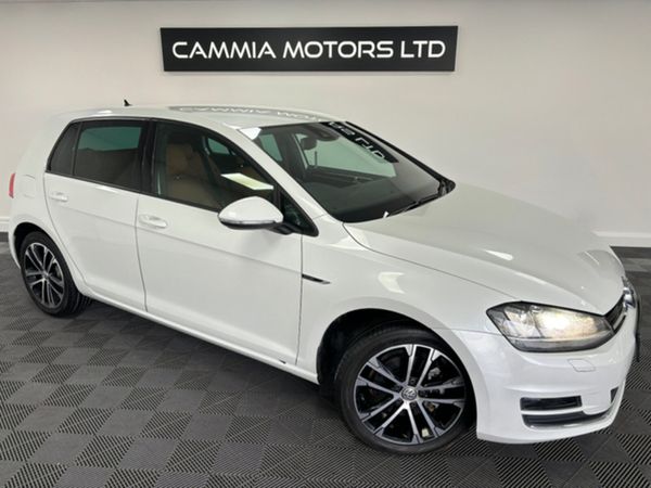 Volkswagen Golf Hatchback, Petrol, 2015, White