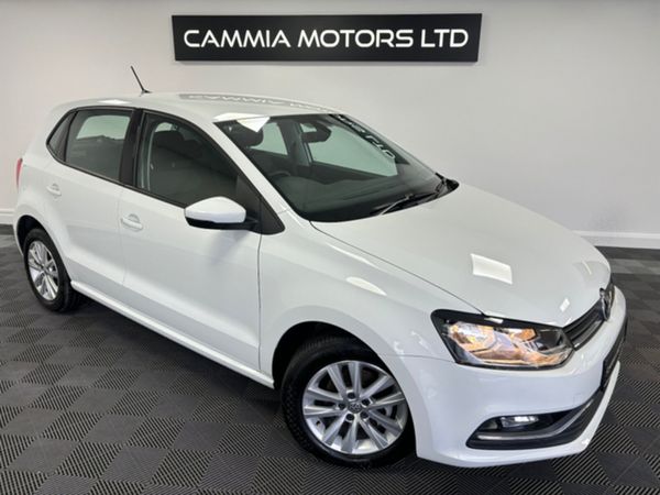 Volkswagen Polo Hatchback, Petrol, 2017, White