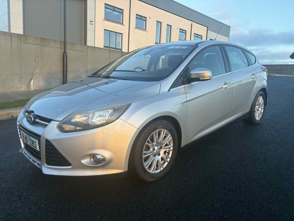 Ford Focus Hatchback, Diesel, 2012, Silver