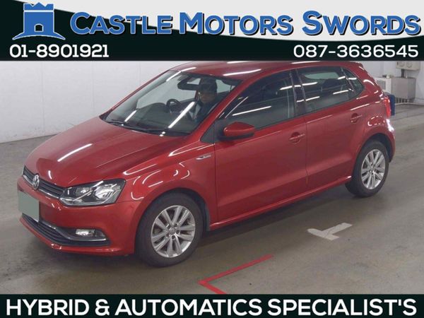 Volkswagen Polo Hatchback, Petrol, 2016, Red