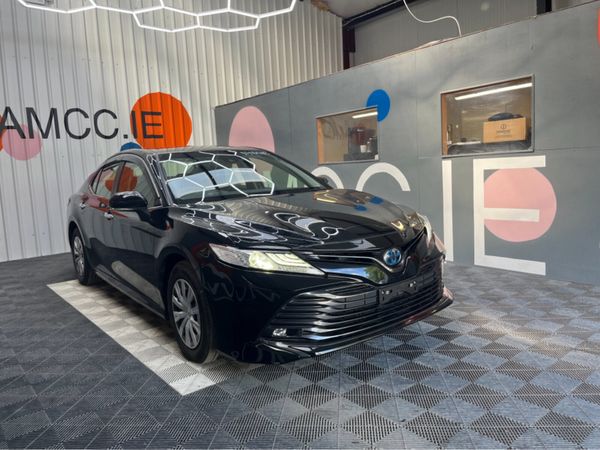 Toyota Camry Saloon, Petrol Hybrid, 2019, Black
