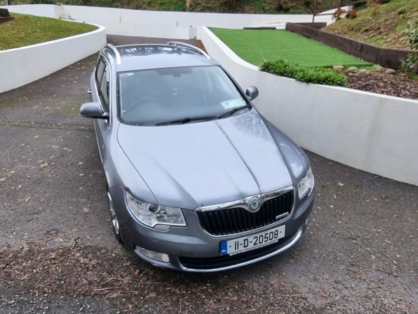 Skoda Superb Estate, Diesel, 2011, Grey