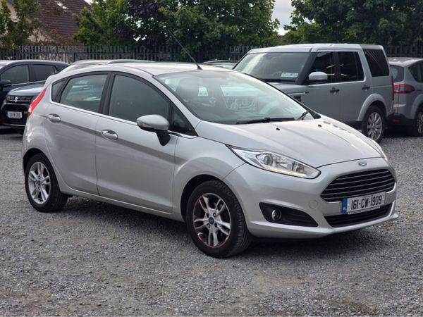 Ford Fiesta Hatchback, Petrol, 2016, Silver