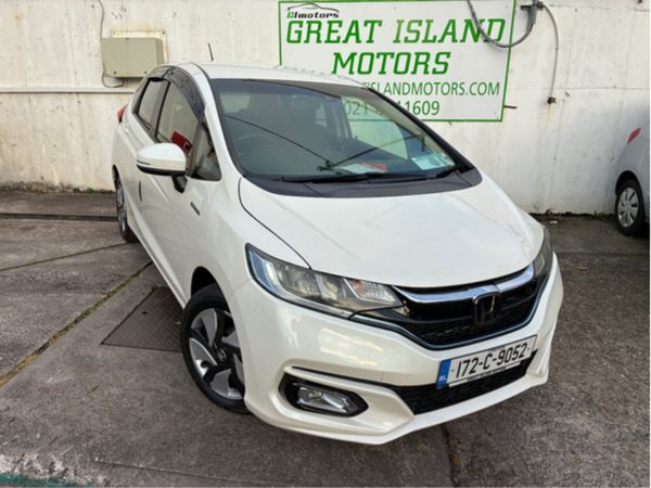 Honda Fit Hatchback, Petrol Hybrid, 2017, White