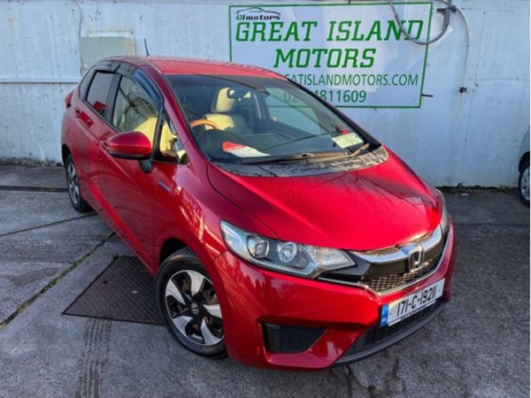 Honda Fit Hatchback, Petrol Hybrid, 2017, Red