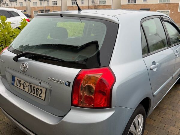 Toyota Corolla Hatchback, Petrol, 2006, Blue