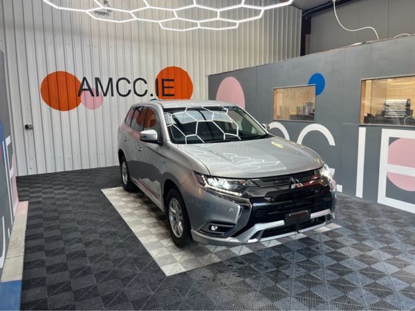 Mitsubishi Outlander SUV, Petrol Plug-in Hybrid, 2020, Silver