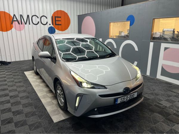 Toyota Prius Saloon, Petrol Hybrid, 2022, Silver
