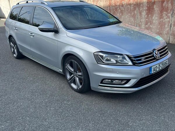 Volkswagen Passat Estate, Petrol, 2014, Silver