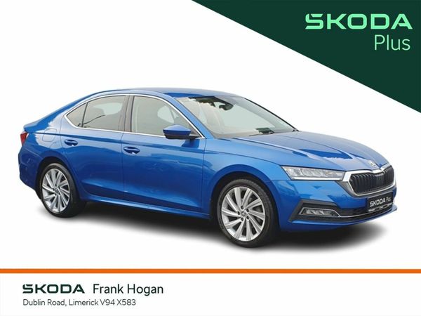Skoda Octavia Saloon, Petrol Hybrid, 2024, Blue