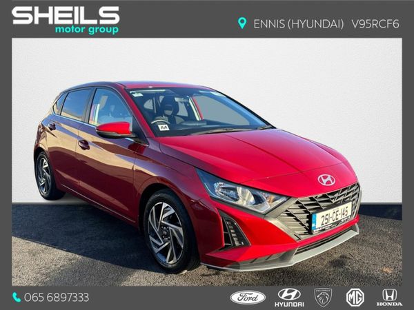 Hyundai i20 Hatchback, Petrol, 2025, Red
