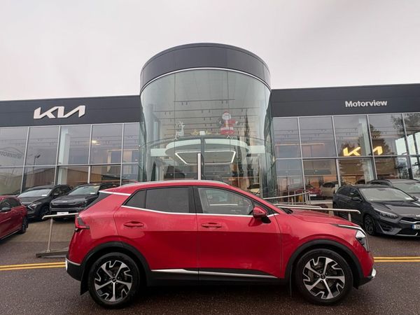 Kia Sportage MPV, Diesel, 2024, Red