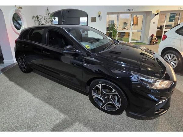 Hyundai i30 Hatchback, Petrol, 2022, Black
