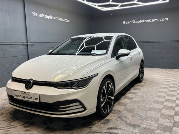 Volkswagen Golf Estate, Diesel, 2023, White