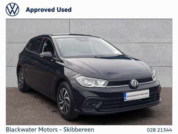 Volkswagen Polo Hatchback, Petrol, 2025, Black