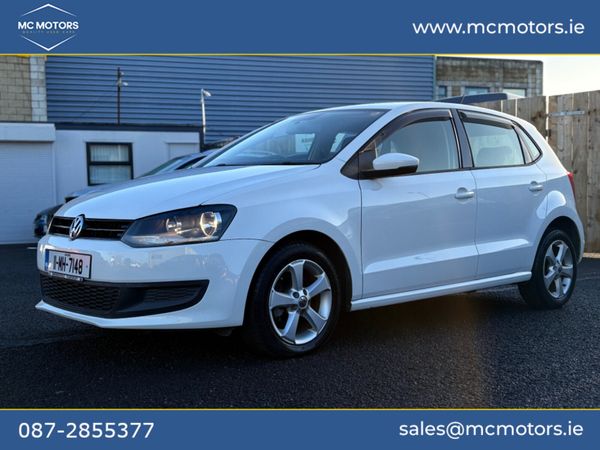 Volkswagen Polo Hatchback, Petrol, 2011, White