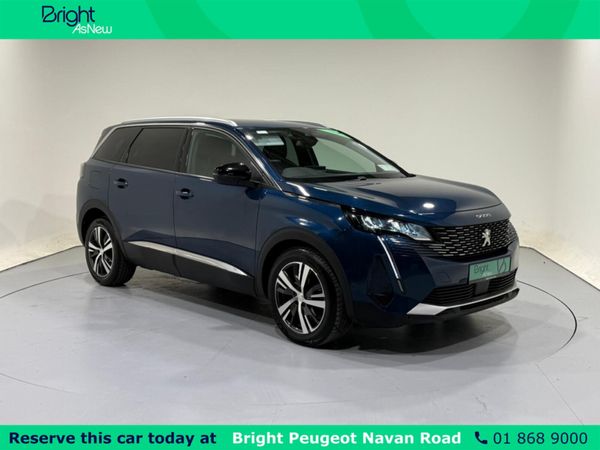 Peugeot 5008 MPV, Diesel, 2022, Blue