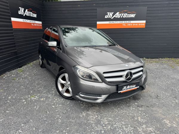 Mercedes-Benz B-Class Hatchback, Petrol, 2013, Grey