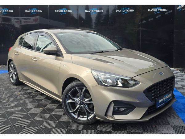 Ford Focus Hatchback, Diesel, 2019, Grey