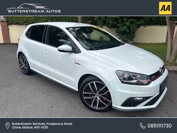 Volkswagen Polo Hatchback, Petrol, 2016, White