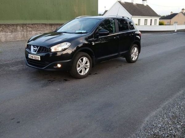 Nissan Qashqai Hatchback, Diesel, 2010, Black