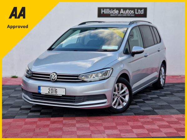 Volkswagen Touran MPV, Petrol, 2016, Silver