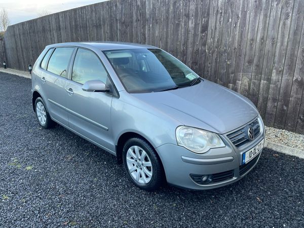 Volkswagen Polo Hatchback, Petrol, 2010, Silver